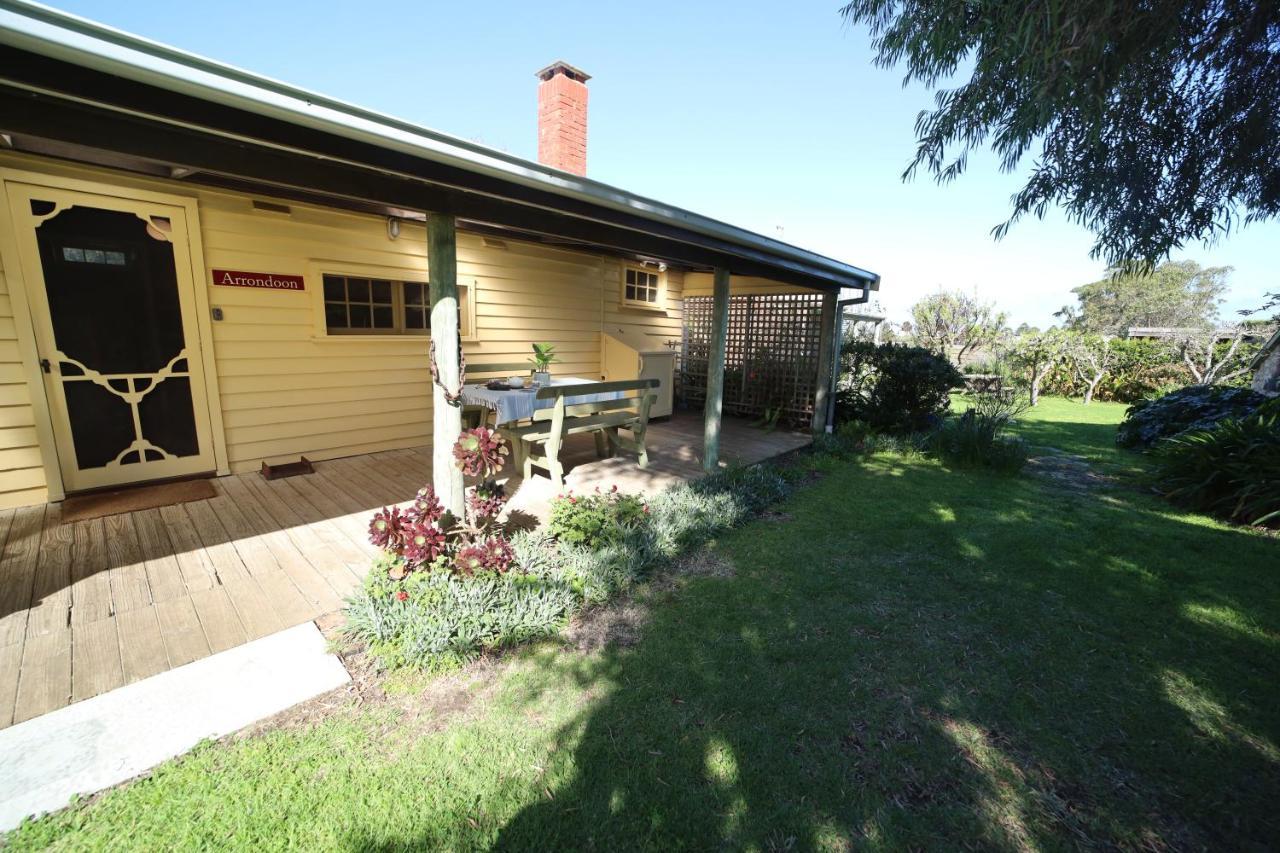 Cherry Plum Cottages Port Fairy Exteriör bild