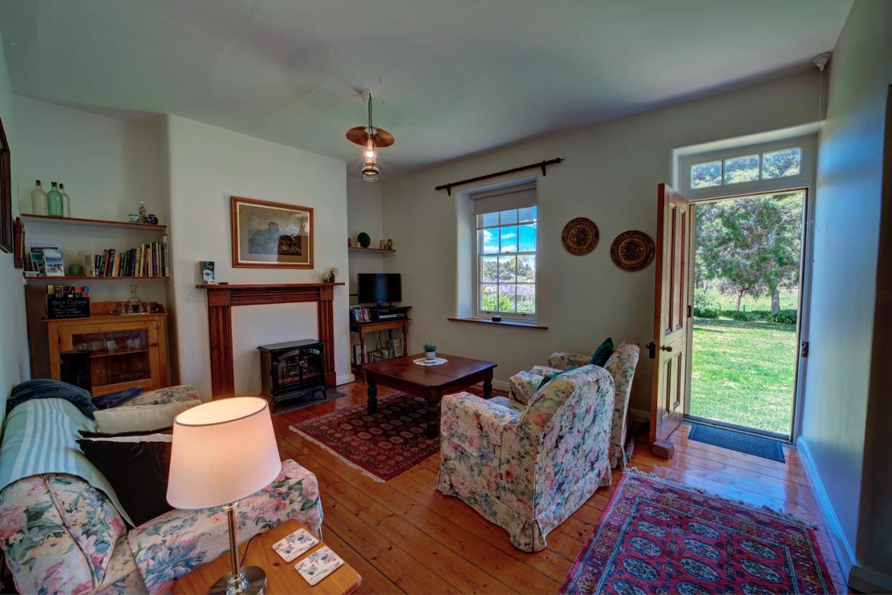 Cherry Plum Cottages Port Fairy Exteriör bild