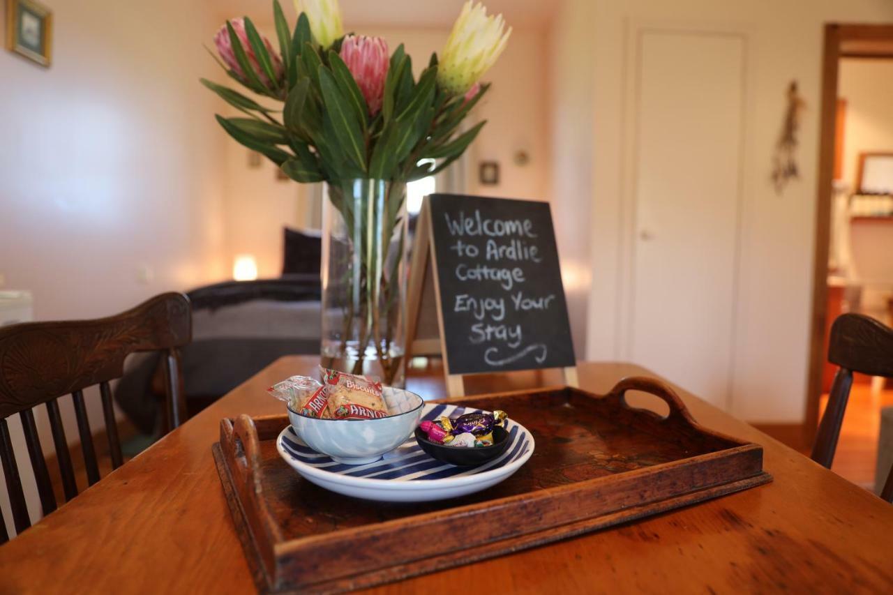 Cherry Plum Cottages Port Fairy Exteriör bild
